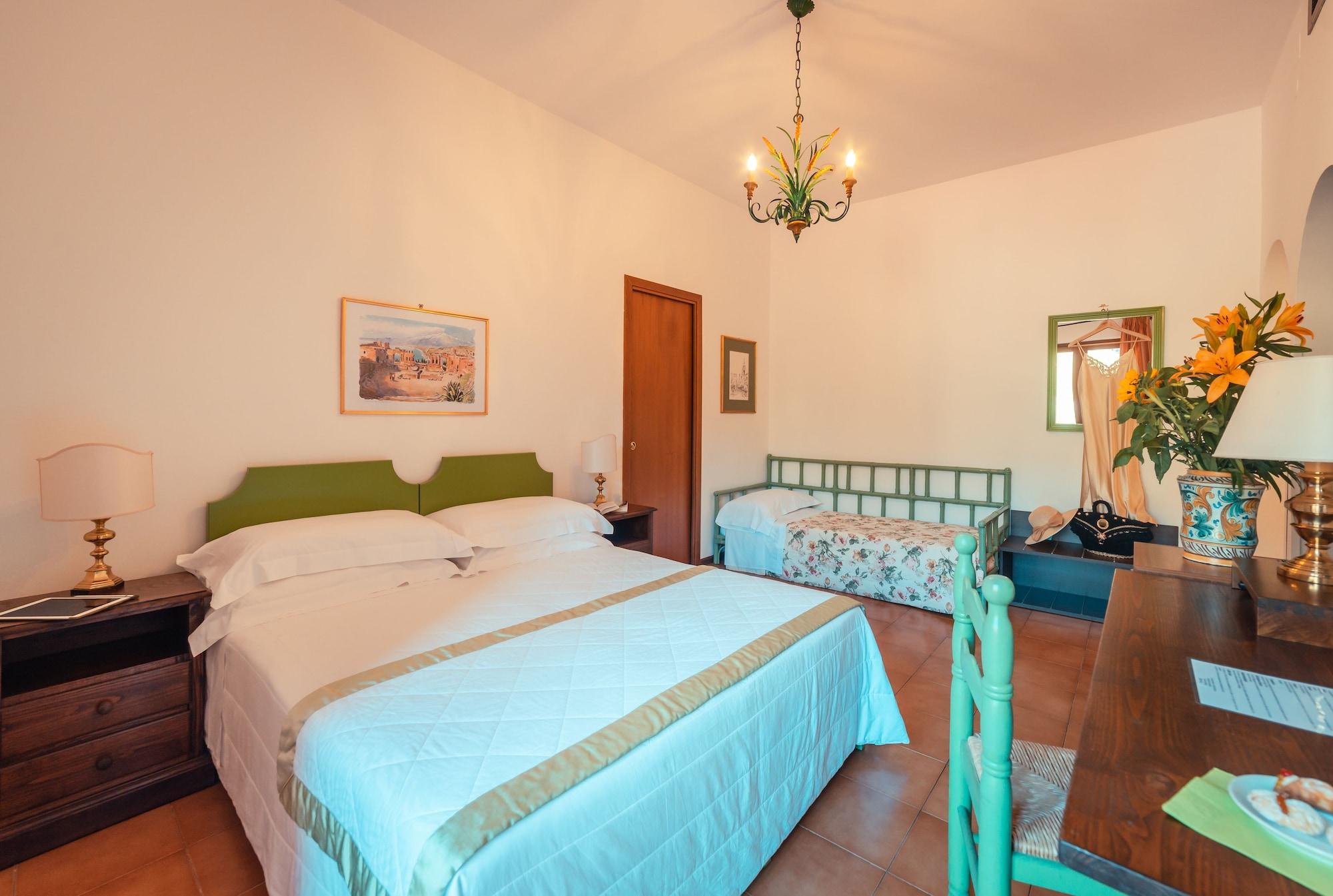 Hotel Villa Sirina Taormina Exteriör bild