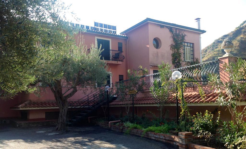 Hotel Villa Sirina Taormina Exteriör bild