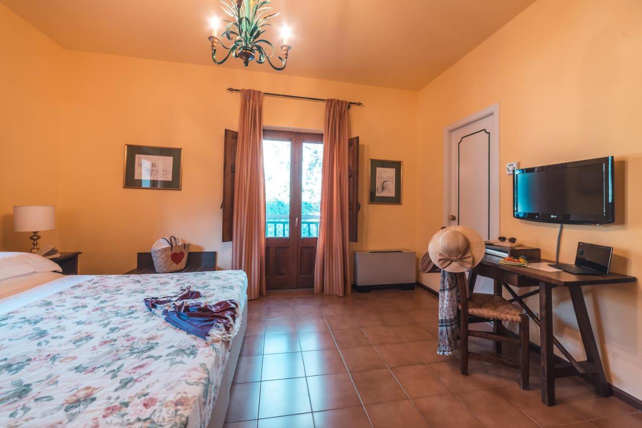 Hotel Villa Sirina Taormina Exteriör bild