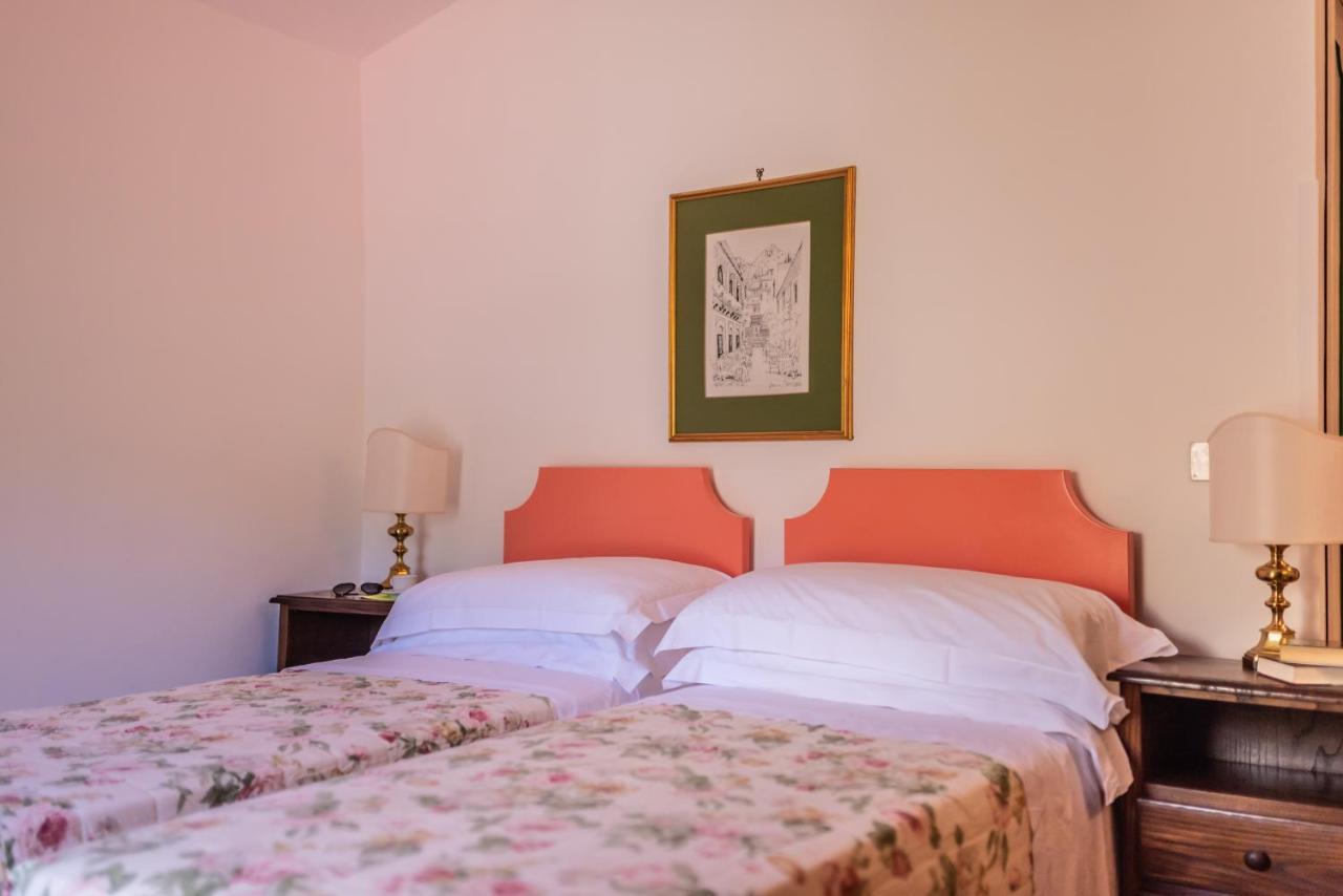 Hotel Villa Sirina Taormina Exteriör bild
