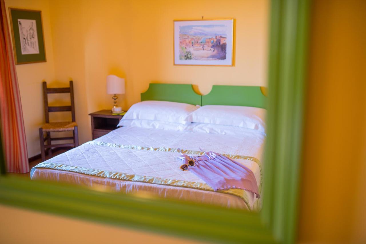 Hotel Villa Sirina Taormina Exteriör bild